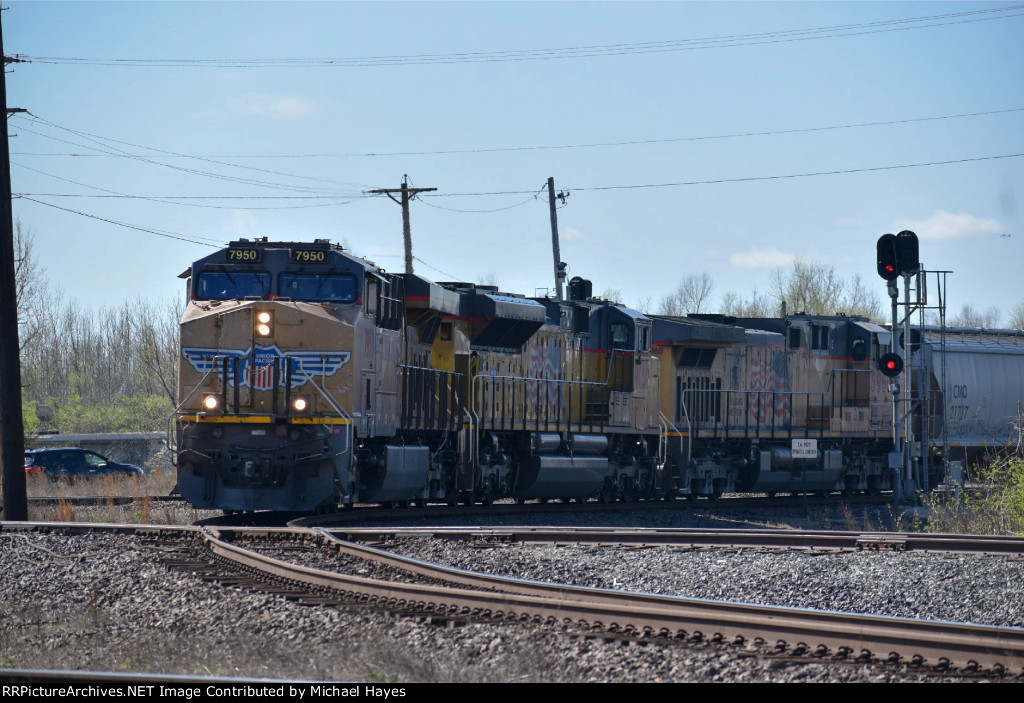 UP Freight Train at Valley Junction